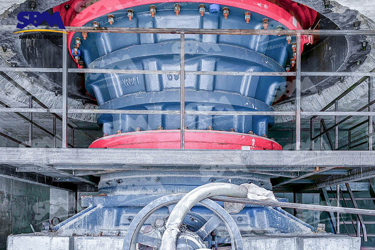 gyratory crusher for primary crushing